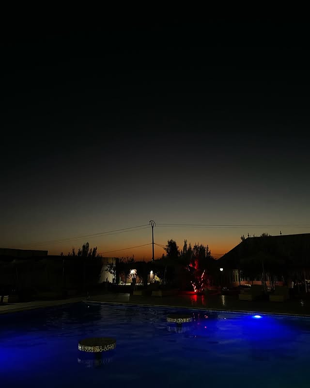 Luxury Desert Dining